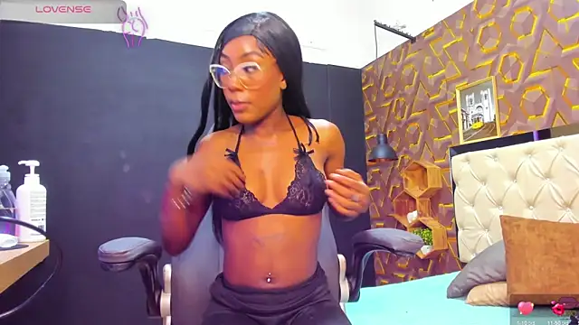 deyy madissonn online show from January 9, 2025, 8:11 pm