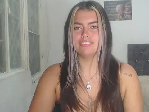 sweetkitty 16 online show from October 18, 2025, 3:42 am