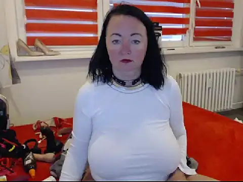 Alexie33 online show from March 9, 2025, 11:47 am