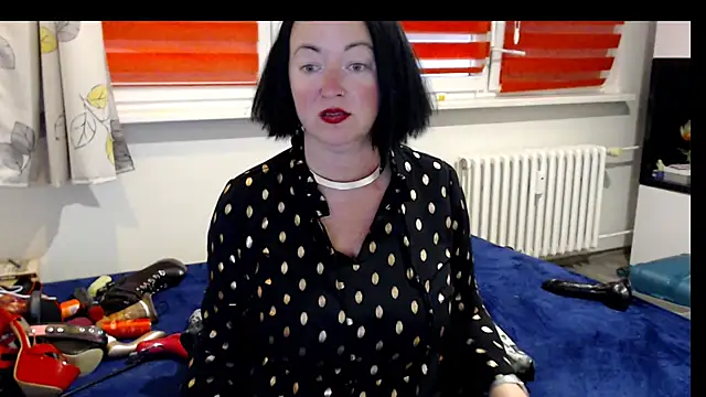 Alexie33 online show from July 22, 2026, 10:51 am