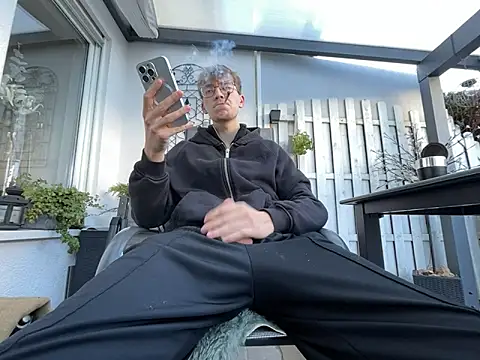 19yoSex online show from November 4, 2025, 9:08 am