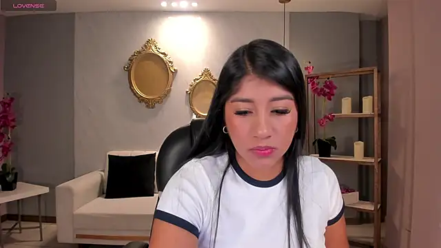 JessicaWilliams1 online show from September 24, 2025, 10:29 am