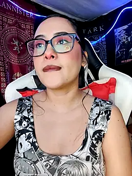 Janna mnt online show from November 24, 2025, 4:34 am