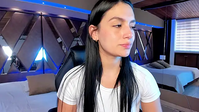 carina rossi online show from January 29, 2025, 5:45 pm