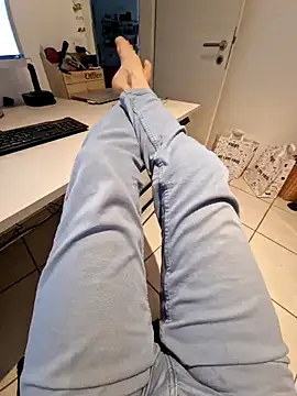 Lorent6969 online show from February 4, 2025, 8:13 am