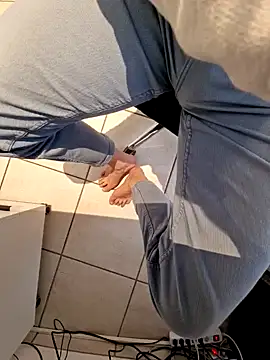 Lorent6969 online show from February 4, 2025, 11:49 am