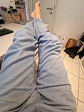 Lorent6969 online show from February 5, 2025, 8:00 am