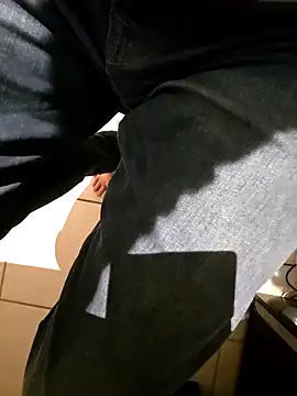 Lorent6969 online show from December 16, 2025, 2:22 pm