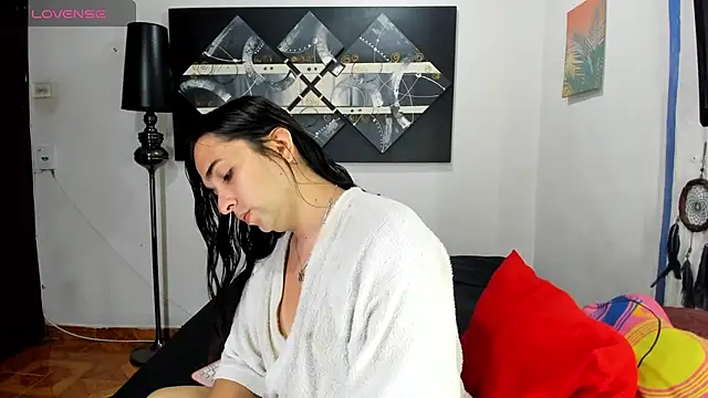 SARAMISHA online show from March 4, 2025, 7:01 pm