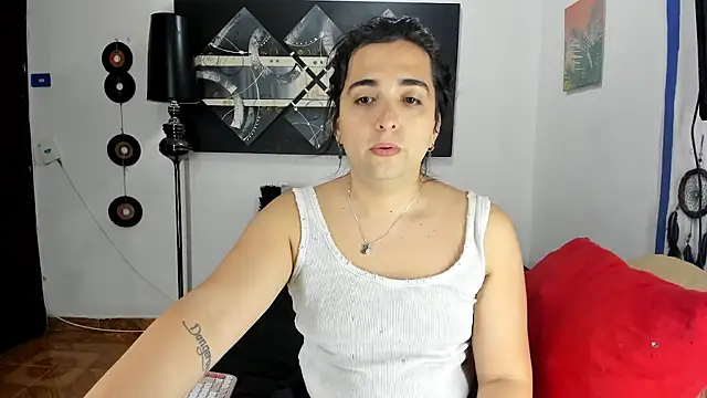 SARAMISHA online show from September 30, 2025, 11:10 pm