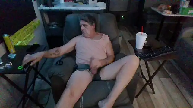 lateniter online show from October 29, 2025, 2:25 am