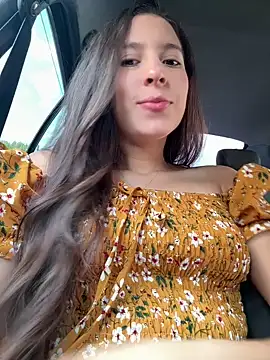 LittleDoll    online show from December 5, 2024, 12:33 pm