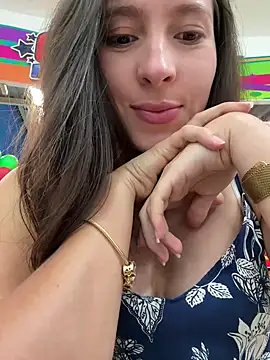 LittleDoll    online show from February 7, 2025, 4:14 pm