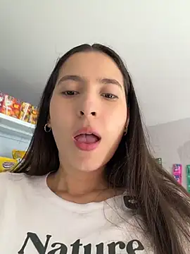 Snapshot of LittleDoll___ chatting on July 24, 2026, 12:25 pm LittleDoll online show from July 24, 2026, 12:25 pm