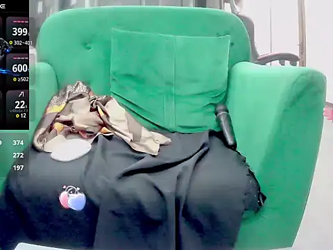 nina9384 online show from February 14, 2025, 4:41 pm