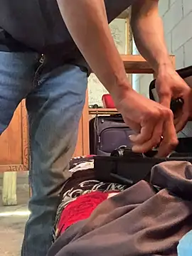 jordirey online show from March 9, 2025, 6:43 pm