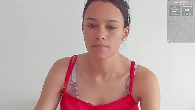 SamanthaWatson online show from February 6, 2025, 1:32 pm