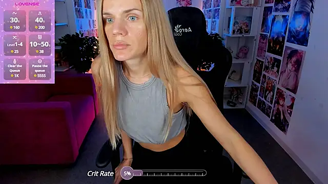 ViollaWise online show from March 13, 2025, 2:01 pm