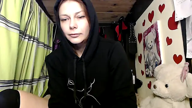 HarleyQuinn 69 online show from December 28, 2024, 6:29 pm