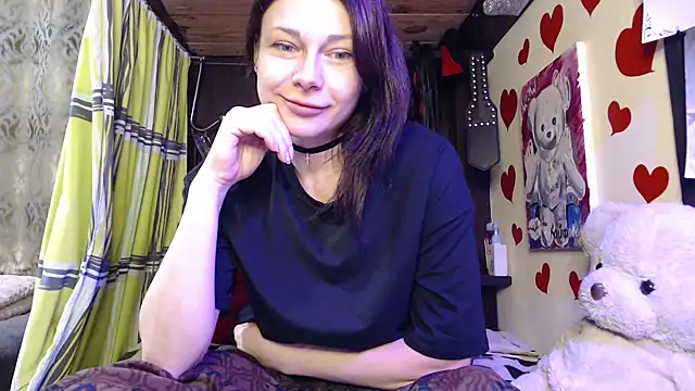 HarleyQuinn 69 online show from February 7, 2025, 7:38 pm