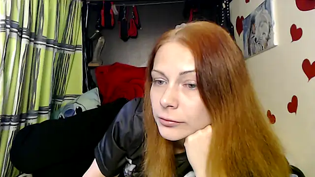 HarleyQuinn 69 online show from September 19, 2025, 7:47 pm