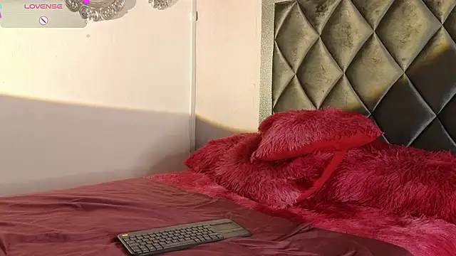 ashley brend online show from February 25, 2026, 9:35 pm