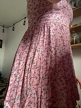 LiliJones  online show from February 22, 2025, 4:40 pm