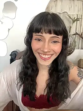 LiliJones  online show from October 23, 2025, 5:23 pm