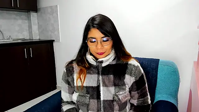 Luna Dumont online show from February 18, 2025, 11:22 am