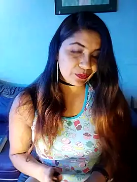 Luna Dumont online show from February 24, 2025, 8:47 pm