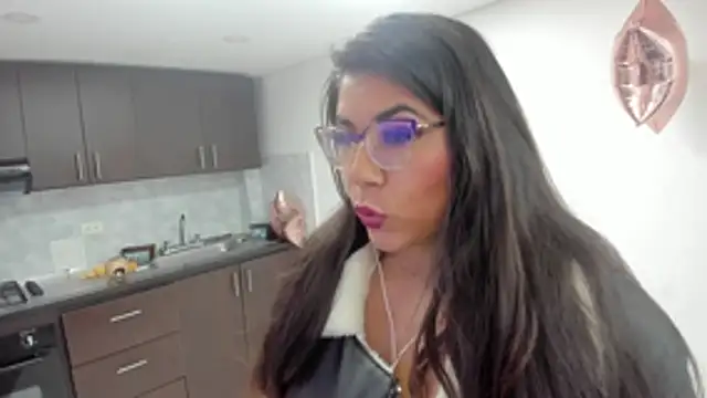 Luna Dumont online show from February 19, 2026, 11:06 am