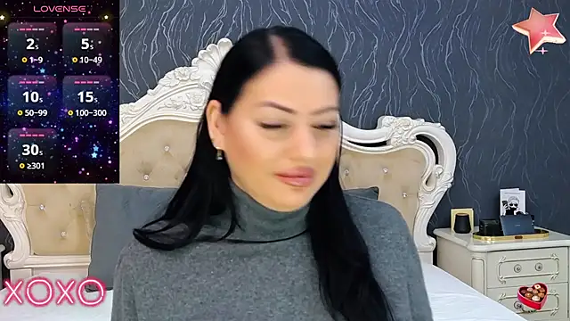 Lauren Saint online show from January 4, 2025, 9:00 am