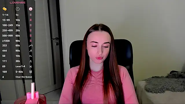 Kimmberr online show from October 28, 2025, 7:01 am