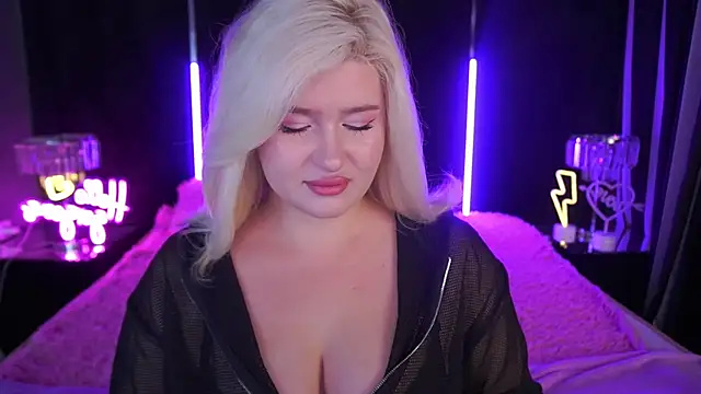 CocoSecretss online show from October 11, 2025, 6:56 am