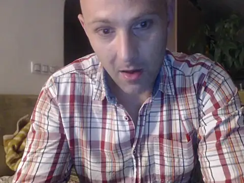 Snapshot of Piter9023 chatting on July 13, 2026, 1:19 am Piter9023 online show from July 13, 2026, 1:19 am