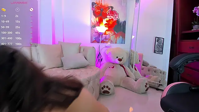 NATAASHA    online show from February 7, 2025, 6:24 am