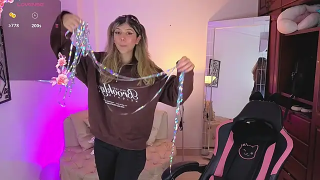 NATAASHA    online show from April 17, 2026, 3:42 am