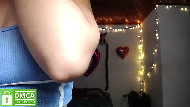 Mr MrsCurie online show from December 13, 2024, 9:41 pm