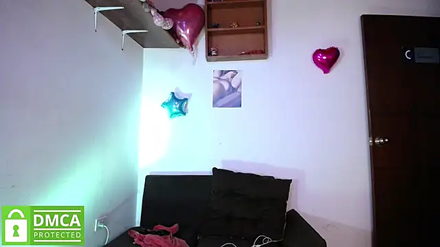 Mr MrsCurie online show from January 22, 2025, 10:26 pm