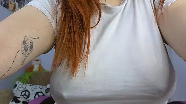 Snapshot of lucie_nicolls chatting on February 24, 2025, 3:23 am lucie nicolls online show from February 24, 2025, 3:23 am