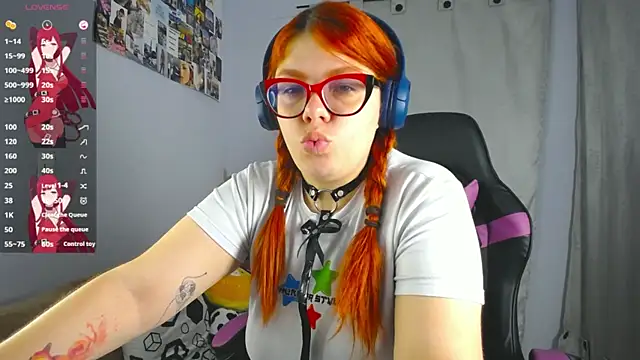 Snapshot of lucie_nicolls chatting on March 7, 2025, 8:22 pm lucie nicolls online show from March 7, 2025, 8:22 pm