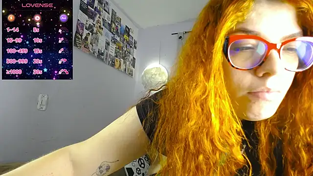 Snapshot of lucie_nicolls chatting on March 17, 2025, 11:21 pm lucie nicolls online show from March 17, 2025, 11:21 pm