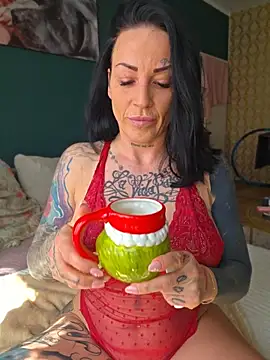 EmilyDiazofficial online show from April 23, 2026, 11:20 am