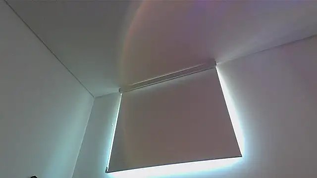 milkoffe online show from April 22, 2026, 3:35 pm