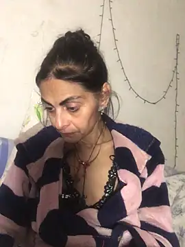 ChantalXOrchid online show from April 22, 2026, 11:06 pm