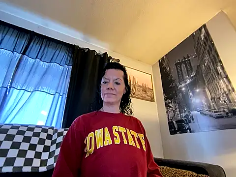 SidneyRaee online show from December 3, 2024, 8:17 pm