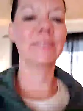 SidneyRaee online show from December 30, 2024, 5:44 pm