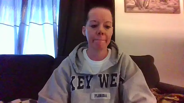 SidneyRaee online show from January 4, 2025, 9:52 pm