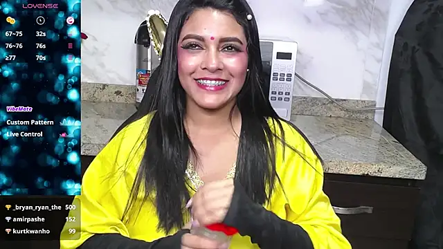 lakshmiraniii online show from January 31, 2025, 4:27 pm