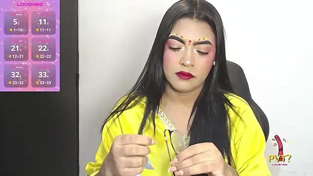 lakshmiraniii online show from April 24, 2026, 11:56 am